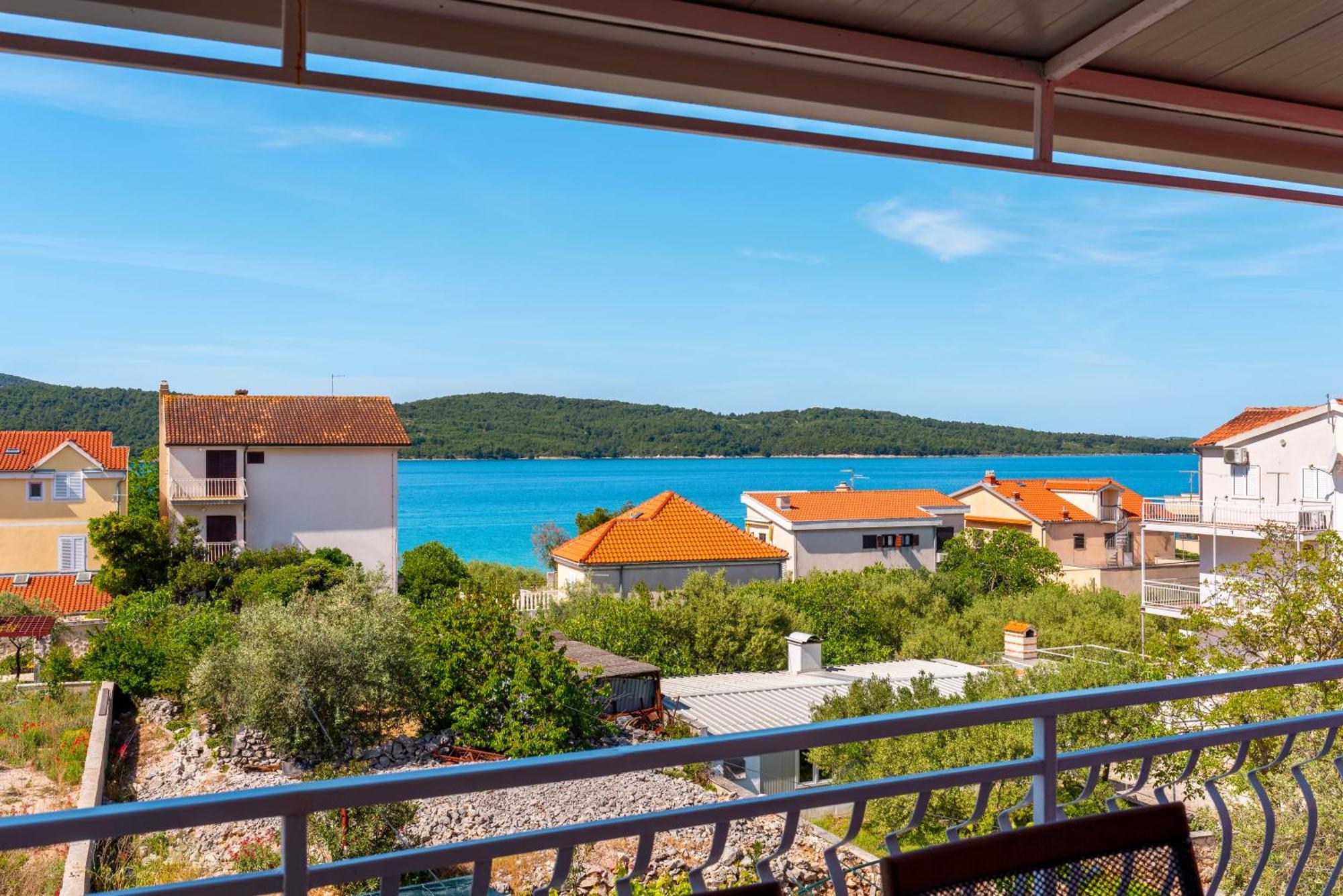 Danica Luxury Seaside Apartment Šibenik Esterno foto