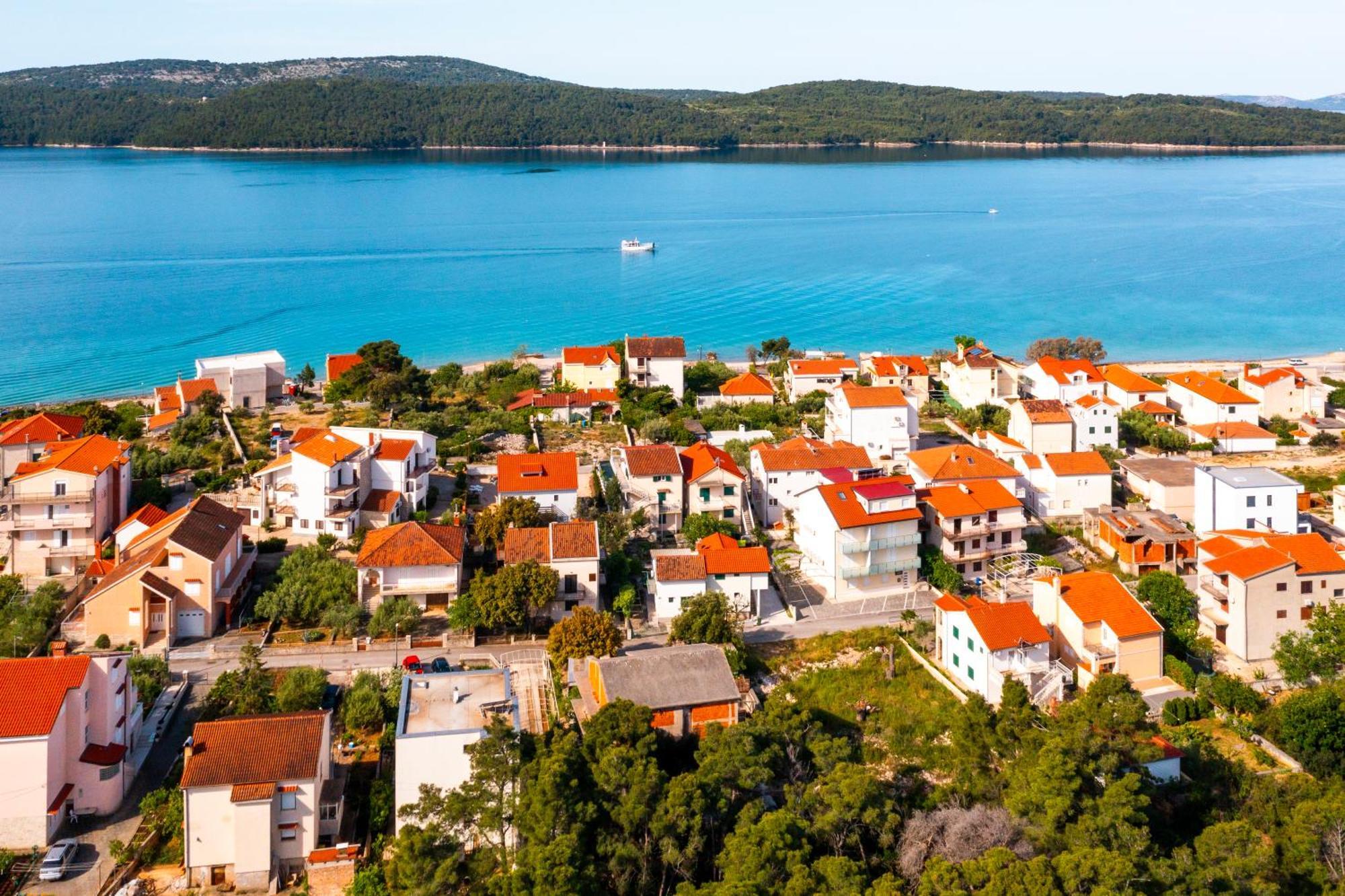 Danica Luxury Seaside Apartment Šibenik Esterno foto