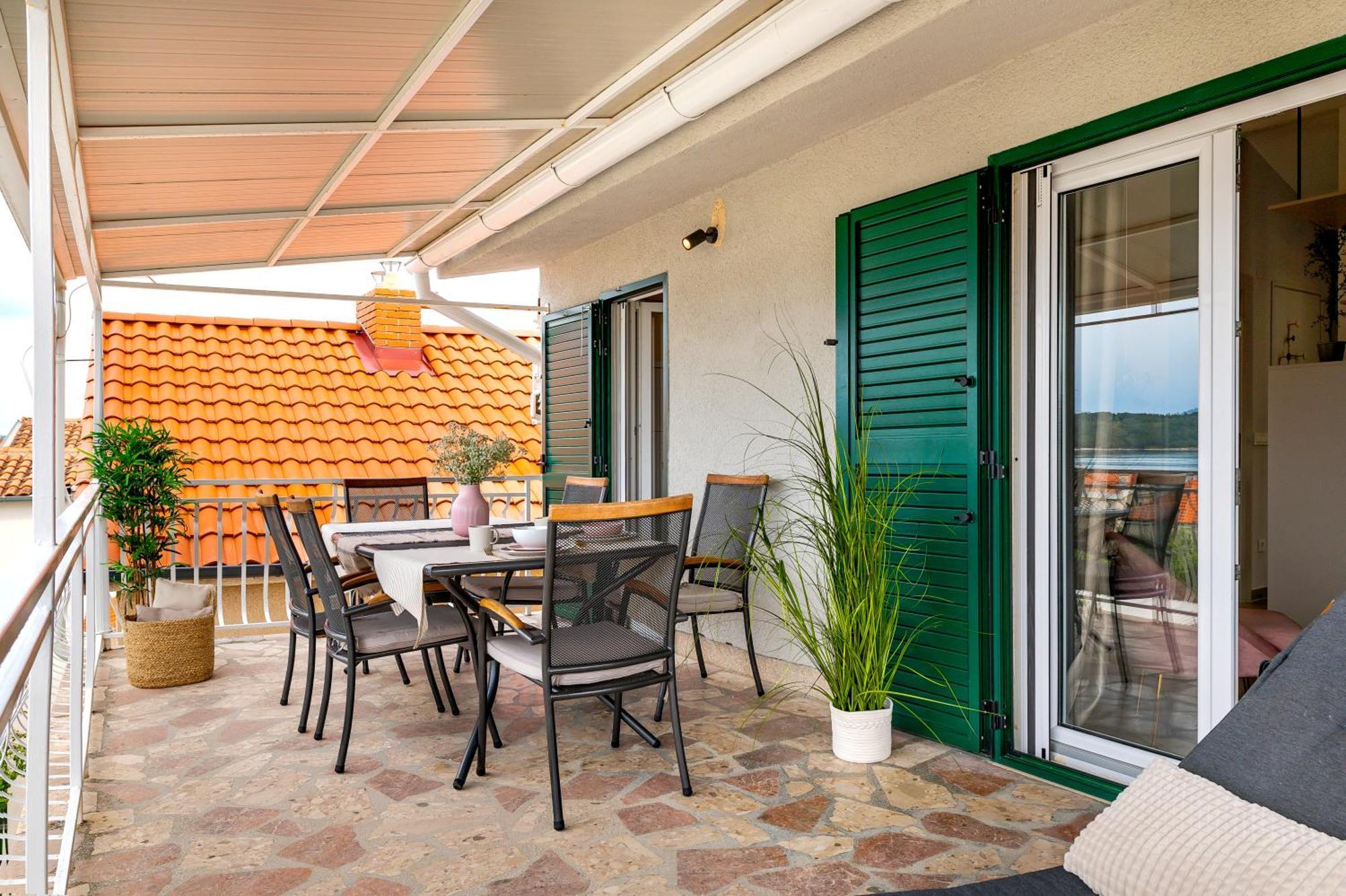 Danica Luxury Seaside Apartment Šibenik Esterno foto