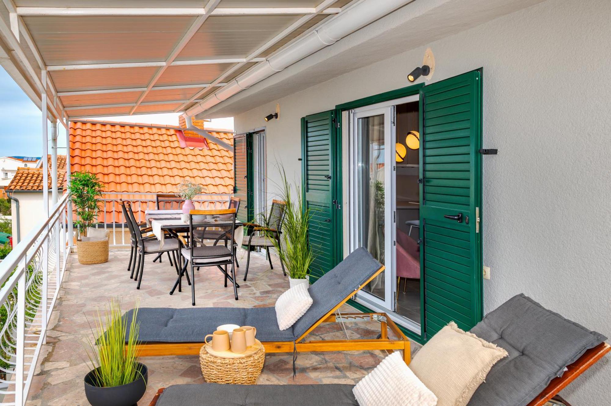 Danica Luxury Seaside Apartment Šibenik Esterno foto