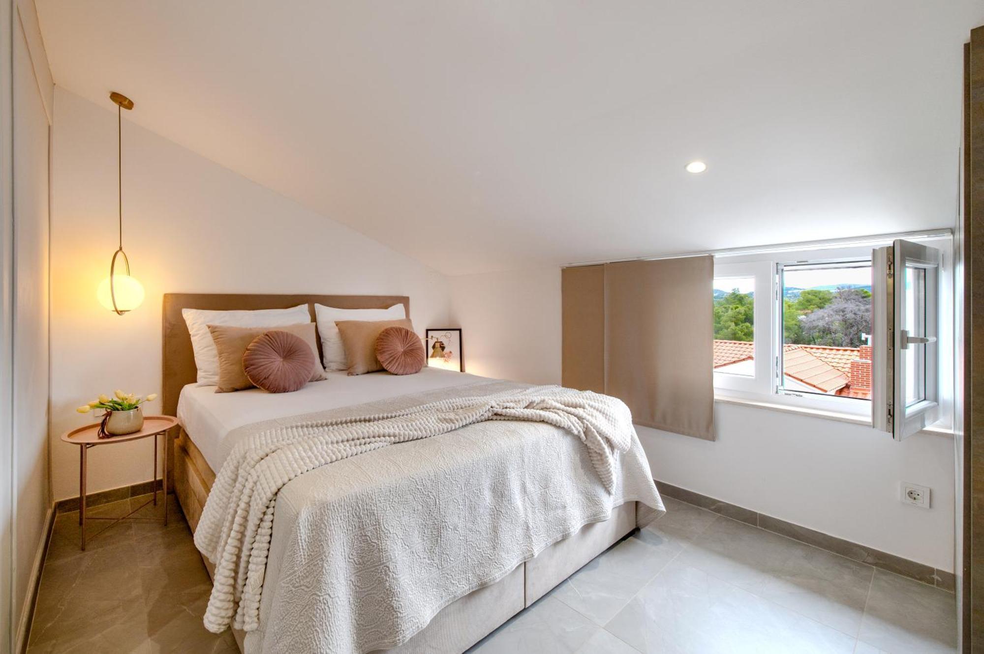 Danica Luxury Seaside Apartment Šibenik Esterno foto
